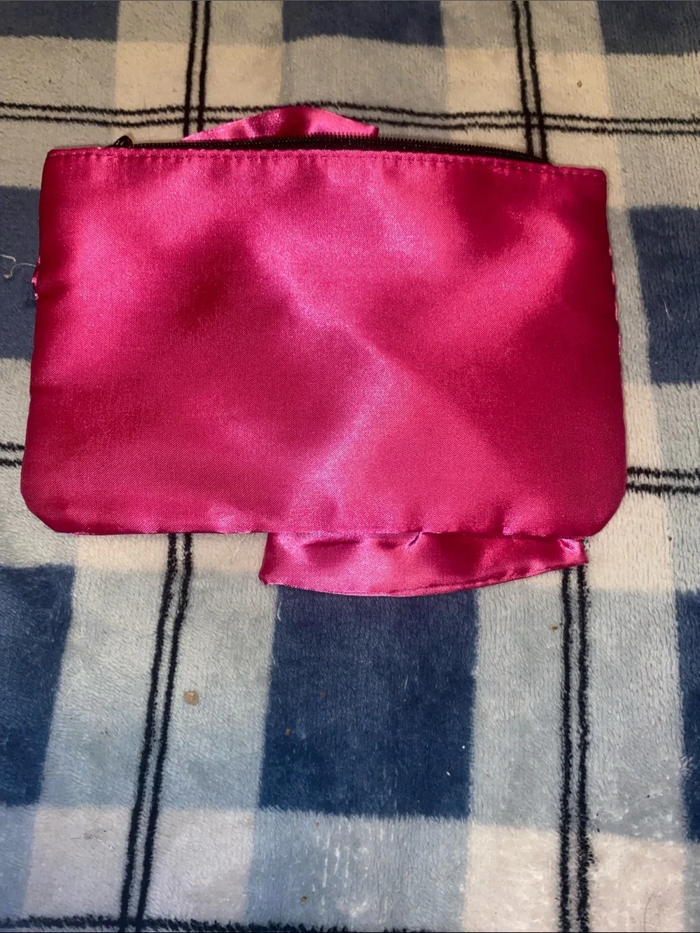 ipsy Marilyn Monroe Glam Bag Bright Pink Satin Knot Makeup Pouch